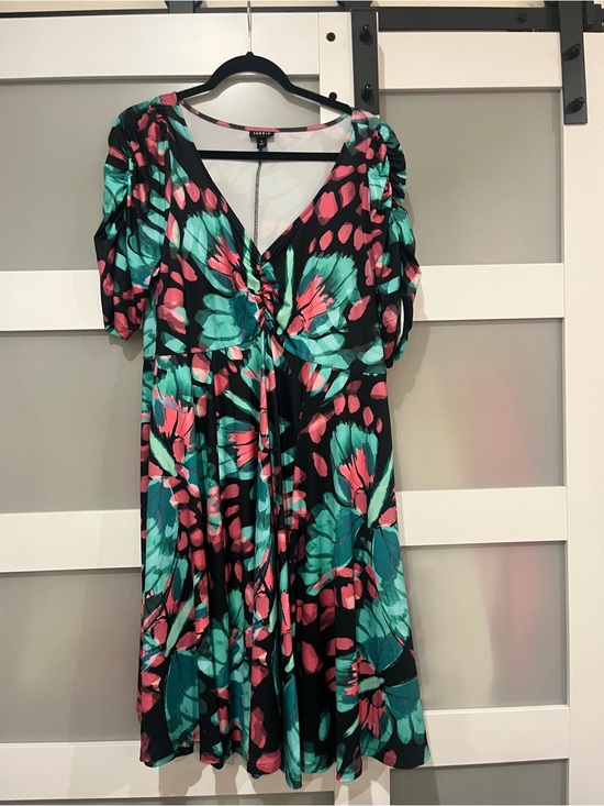 torrid Dresses & Skirts - torrid Black and Pink Floral Dress